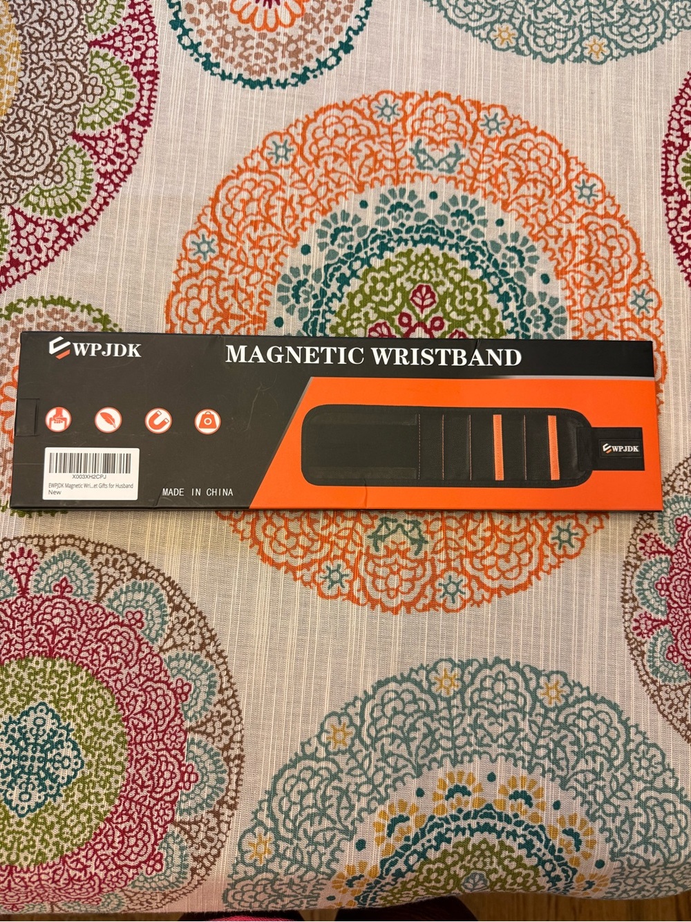 NWT Magnetic Wristband - Black